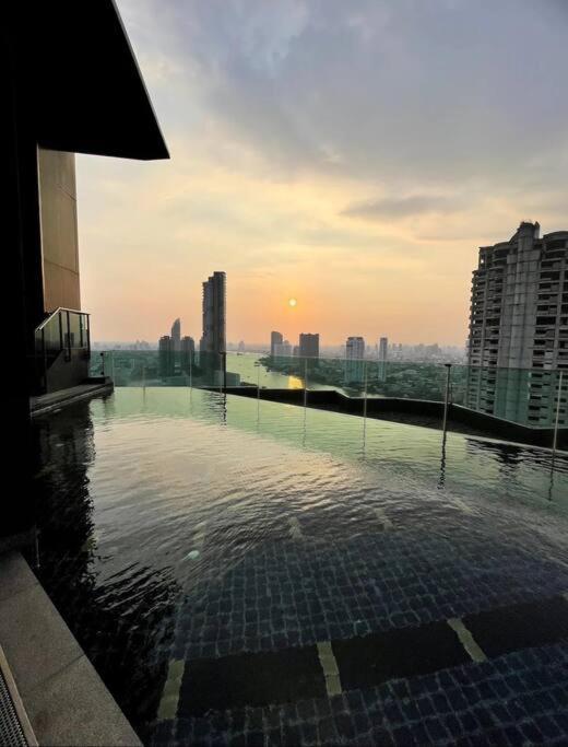 Luxurious Downtown River View Chao Phraya River Apartment Bangkok Exterior photo